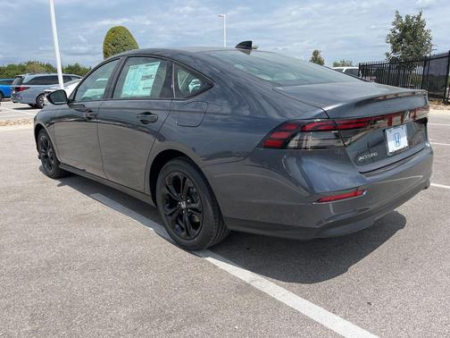 2025 Honda Accord Sport SE 1.5T