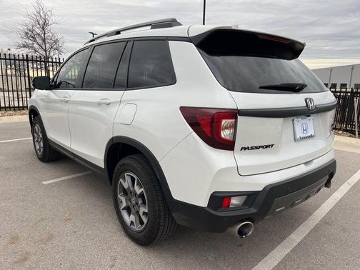2023 Honda Passport AWD TrailSport