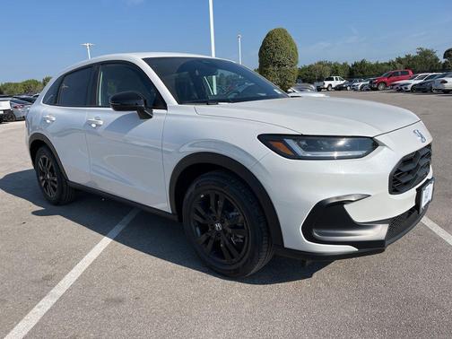 2026 Honda HR-V 2WD Sport