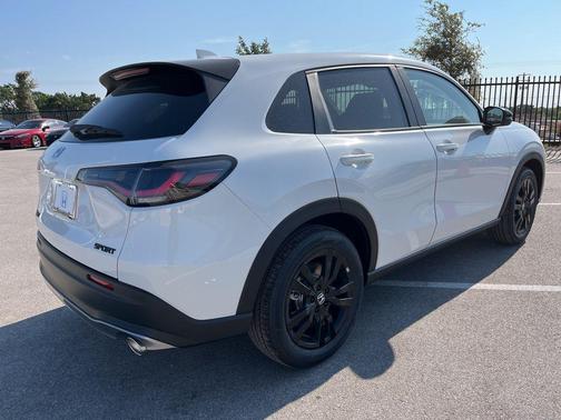 2026 Honda HR-V 2WD Sport