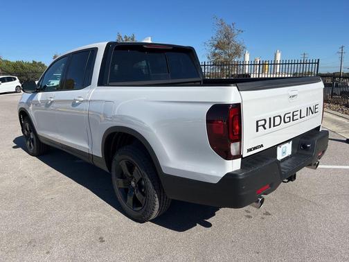 2026 Honda Ridgeline Black