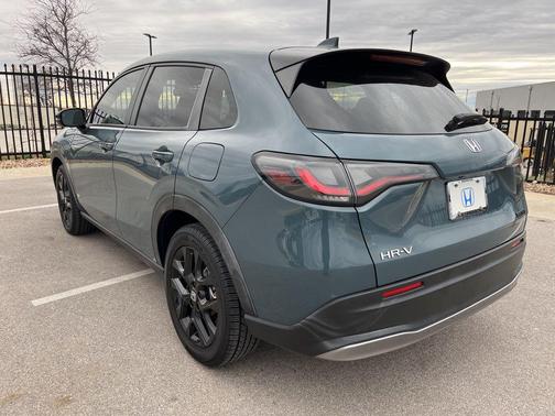 2023 Honda HR-V 2WD Sport