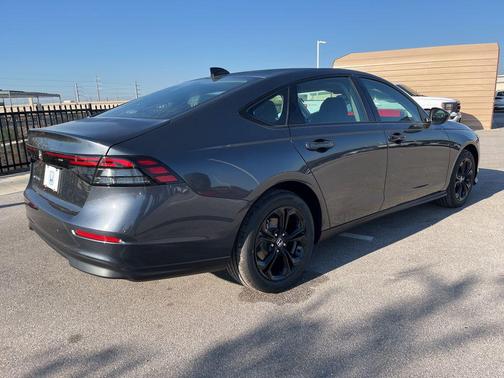 2025 Honda Accord Sport SE 1.5T