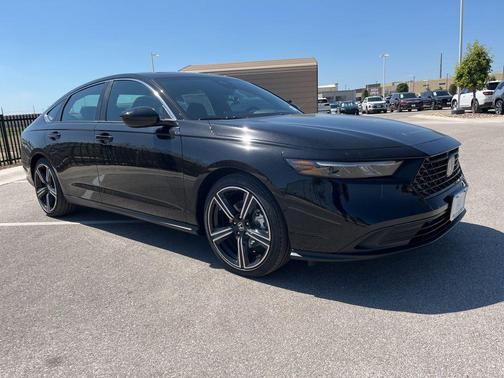 2025 Honda Accord Hybrid Base