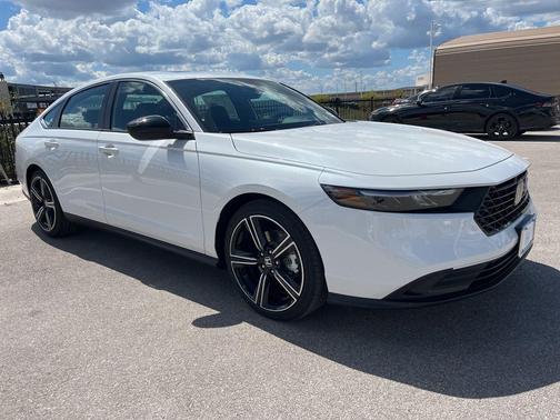 2025 Honda Accord Hybrid Base