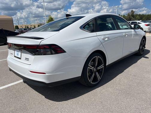 2025 Honda Accord Hybrid Base