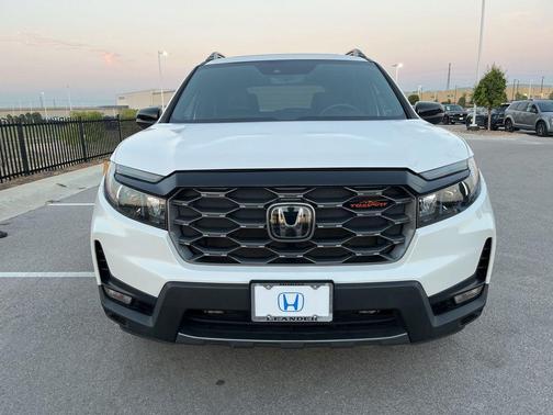 2024 Honda Passport AWD TrailSport