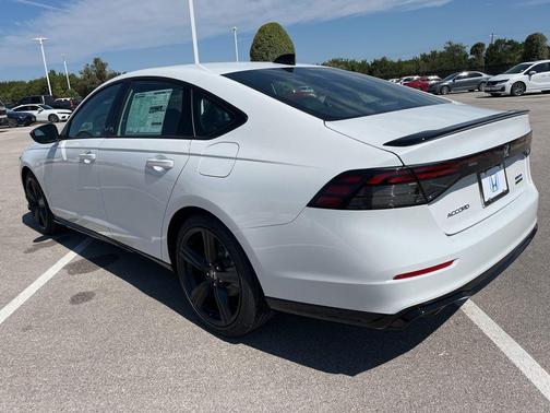 2025 Honda Accord Hybrid Base