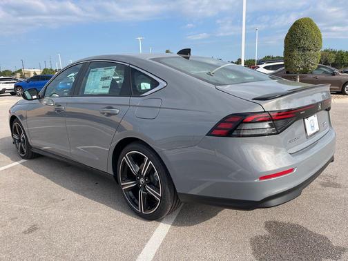 2025 Honda Accord Hybrid Base