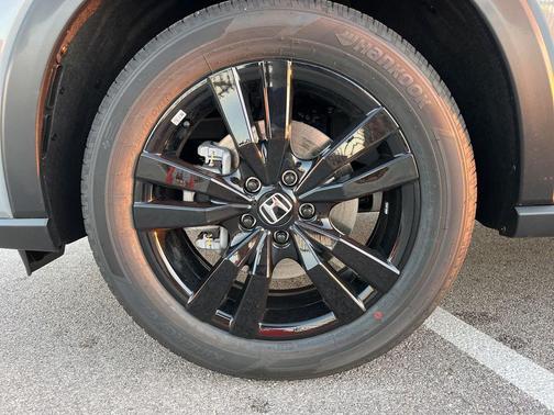 2026 Honda HR-V 2WD Sport