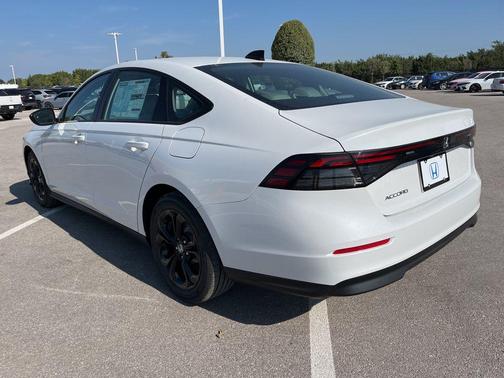 2025 Honda Accord Sport SE 1.5T