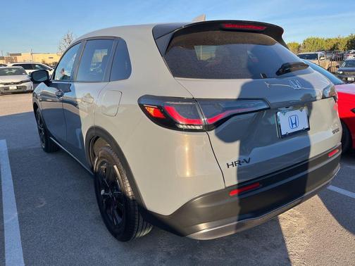 2026 Honda HR-V 2WD Sport