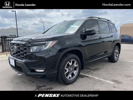 Crystal Black Pearl 2023 Honda Passport