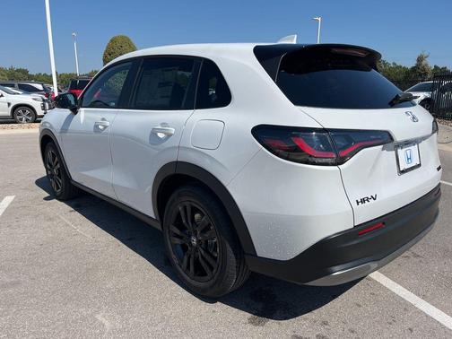 2026 Honda HR-V 2WD Sport