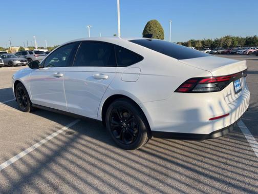 2025 Honda Accord Sport SE 1.5T