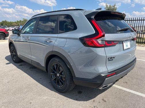 2026 Honda CR-V Hybrid Sport-L FWD