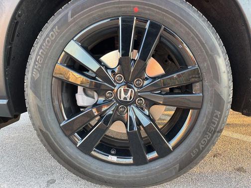 2026 Honda HR-V AWD Sport