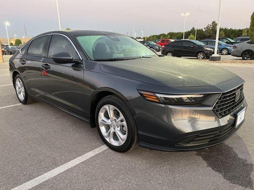 2025 Honda Accord LX 1.5T