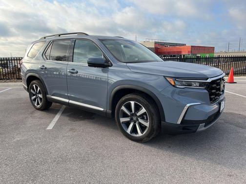 2025 Honda Pilot Elite