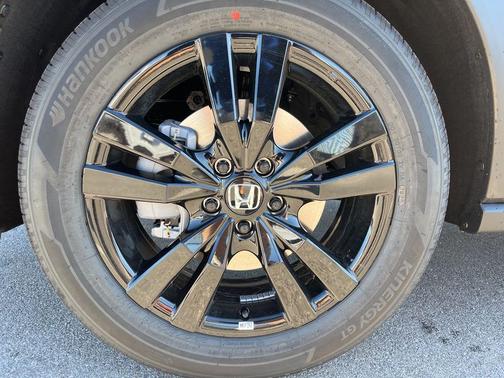 2026 Honda HR-V 2WD Sport