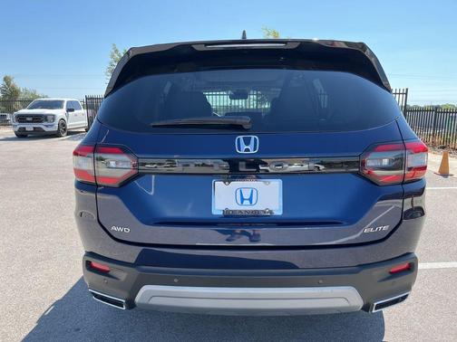 2024 Honda Pilot Elite