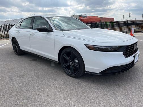 2025 Honda Accord Hybrid Base