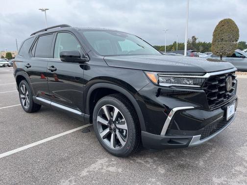 2025 Honda Pilot Touring 8-Passenger