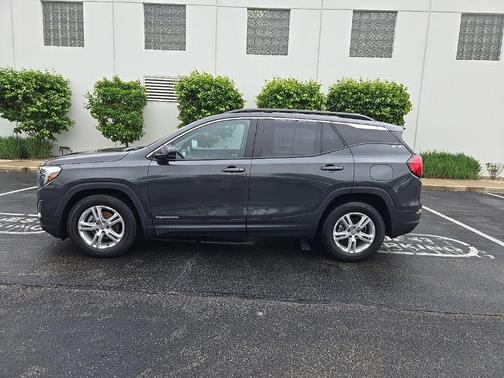 2021 GMC Terrain SLE