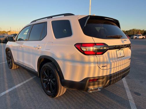 2025 Honda Pilot Black Edition