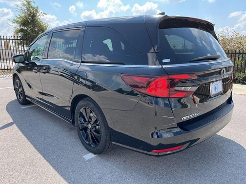 2024 Honda Odyssey Sport