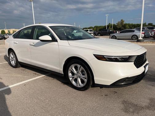 2025 Honda Accord LX 1.5T