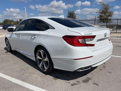 2020 Honda Accord Touring 2.0T