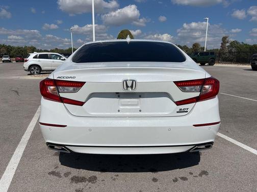 2020 Honda Accord Touring 2.0T