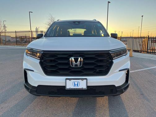 2025 Honda Pilot Sport