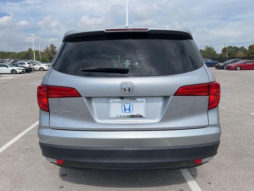 2017 Honda Pilot EX