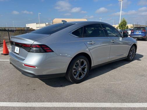 2023 Honda Accord EX 1.5T