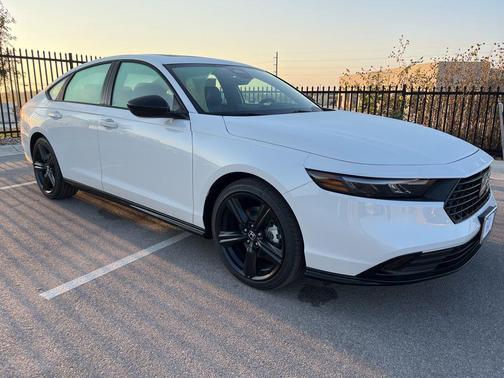 2025 Honda Accord Hybrid Base