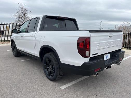 2026 Honda Ridgeline Black