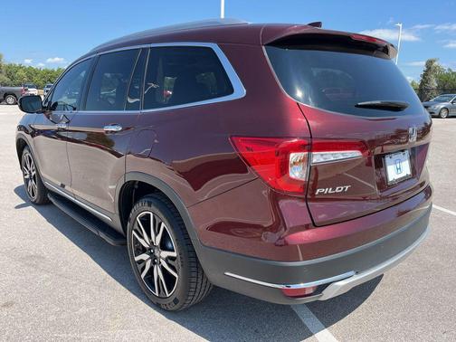 2022 Honda Pilot AWD Elite