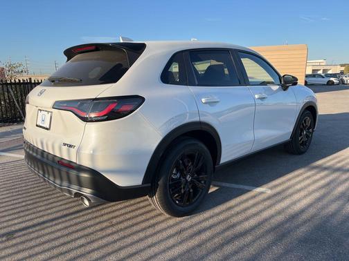 2026 Honda HR-V 2WD Sport