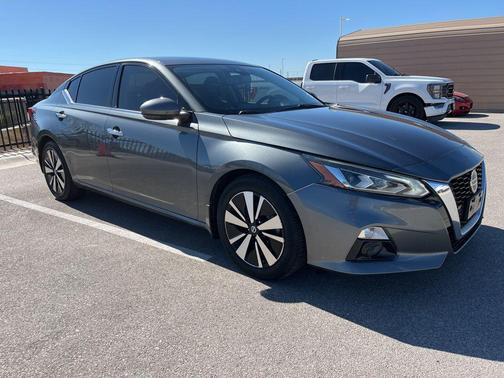 2020 Nissan Altima 2.5 SV