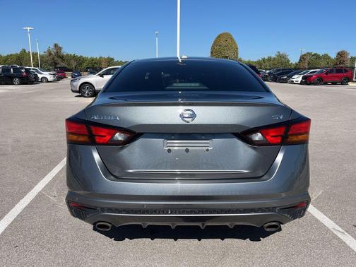 2020 Nissan Altima 2.5 SV