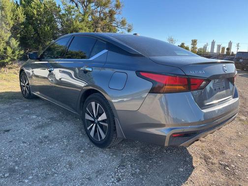 2020 Nissan Altima 2.5 SV