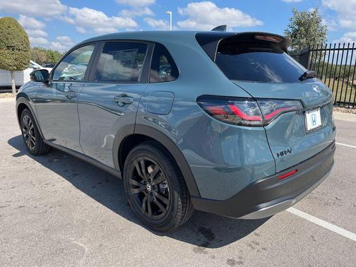 2026 Honda HR-V 2WD Sport