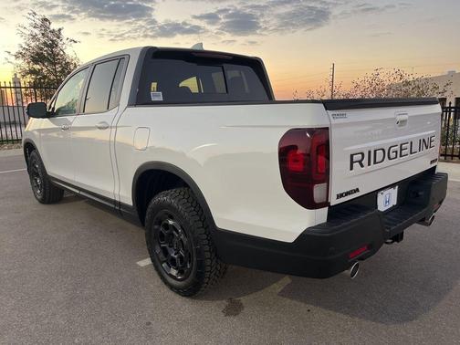 2025 Honda Ridgeline TrailSport