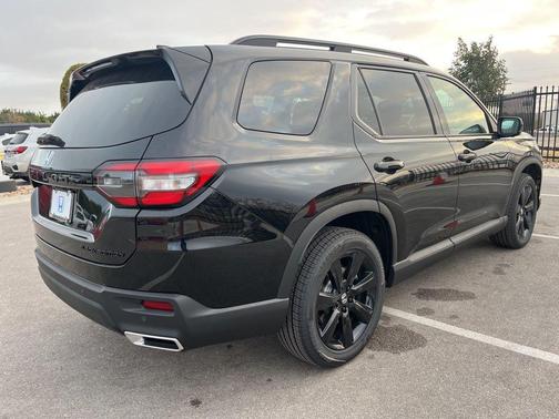 2025 Honda Pilot Black Edition