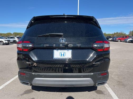 2025 Honda Pilot Elite