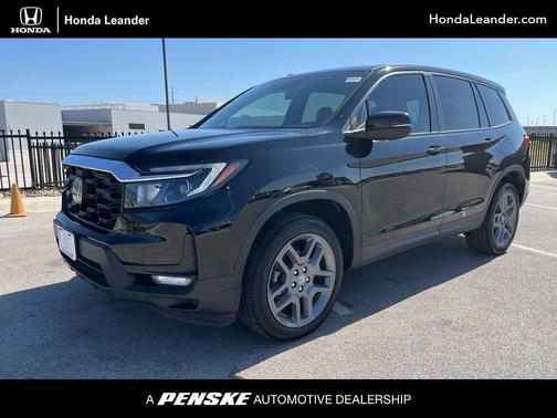 Crystal Black Pearl 2023 Honda Passport