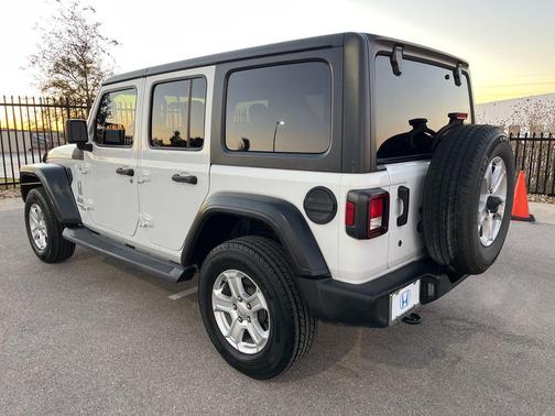 2020 Jeep Wrangler Unlimited Sport