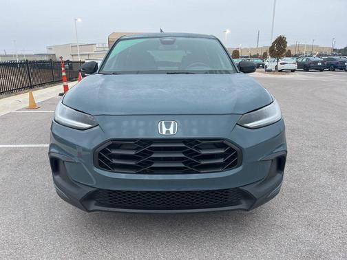 2023 Honda HR-V 2WD Sport